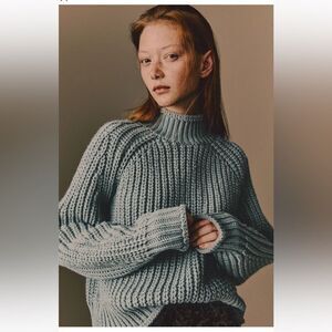 H&M Gray Knit Sweater size S